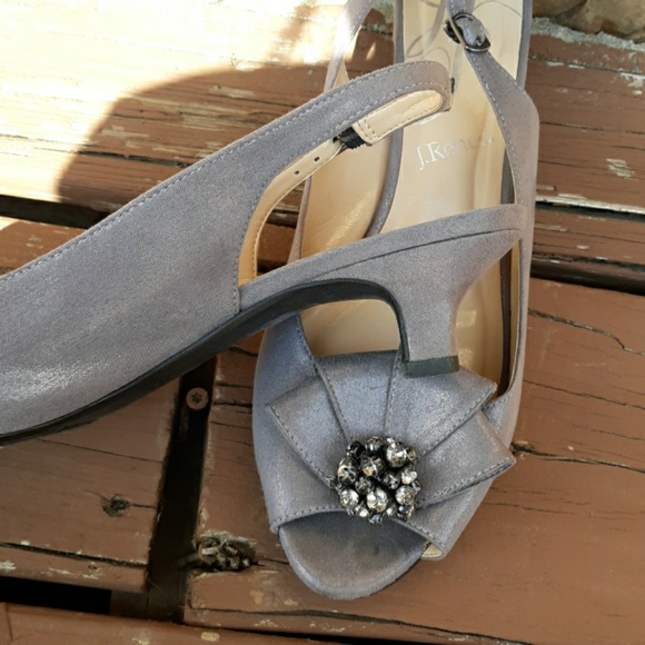Low Heel Shoe - Picture 3 of 4
